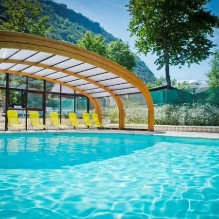 5 Etoiles - Piscine - Eeceff Campeggio *